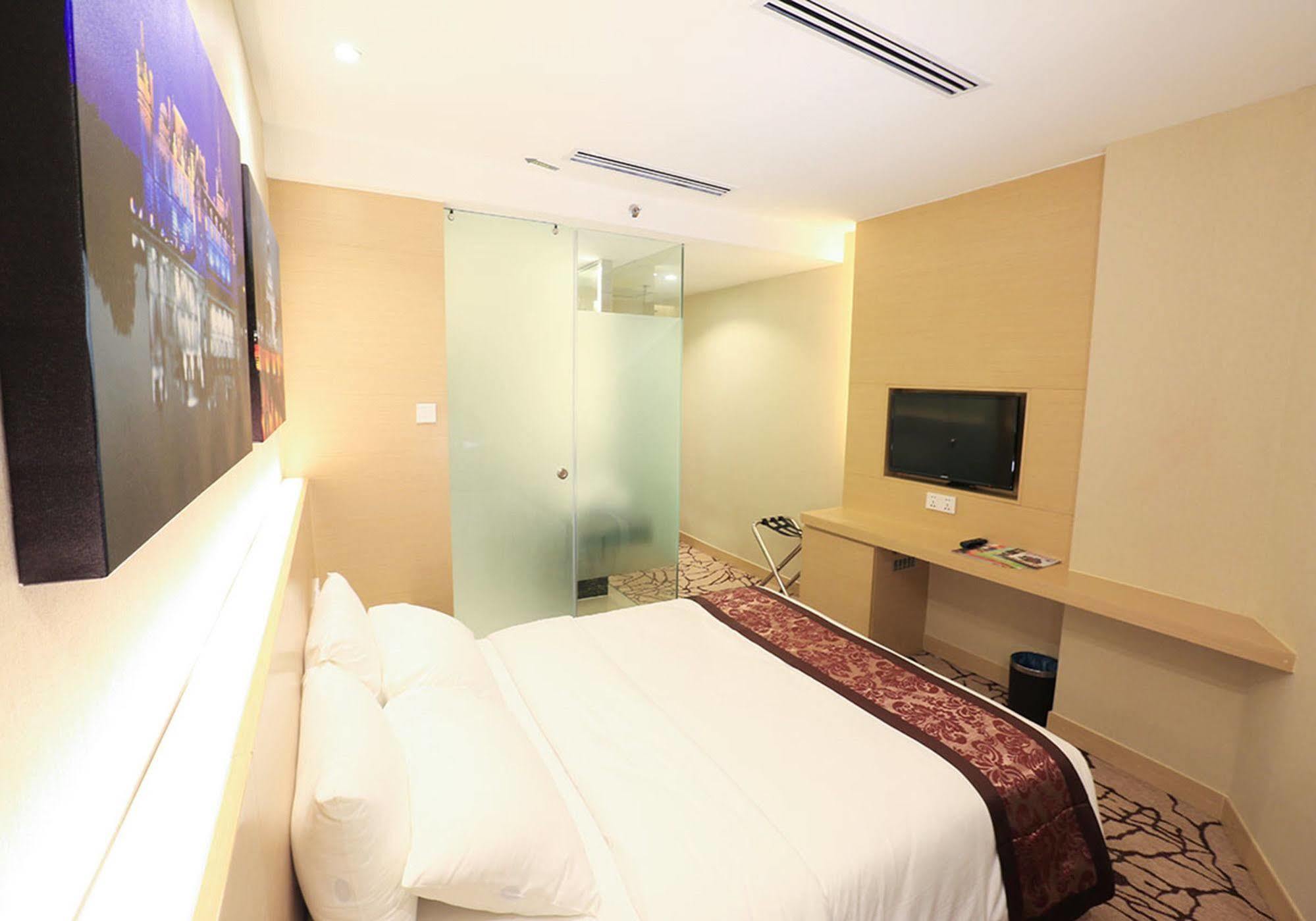 Eco Tree Hotel, Melaka Екстер'єр фото