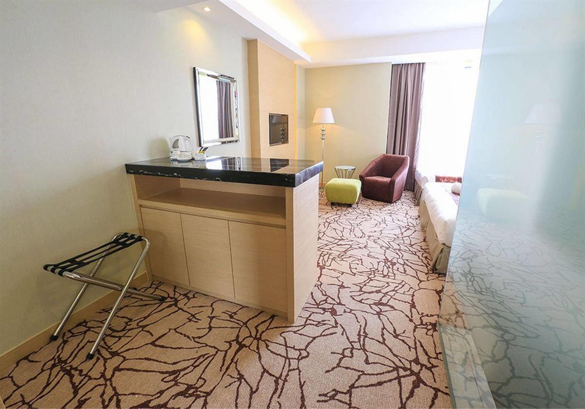 Eco Tree Hotel, Melaka Екстер'єр фото